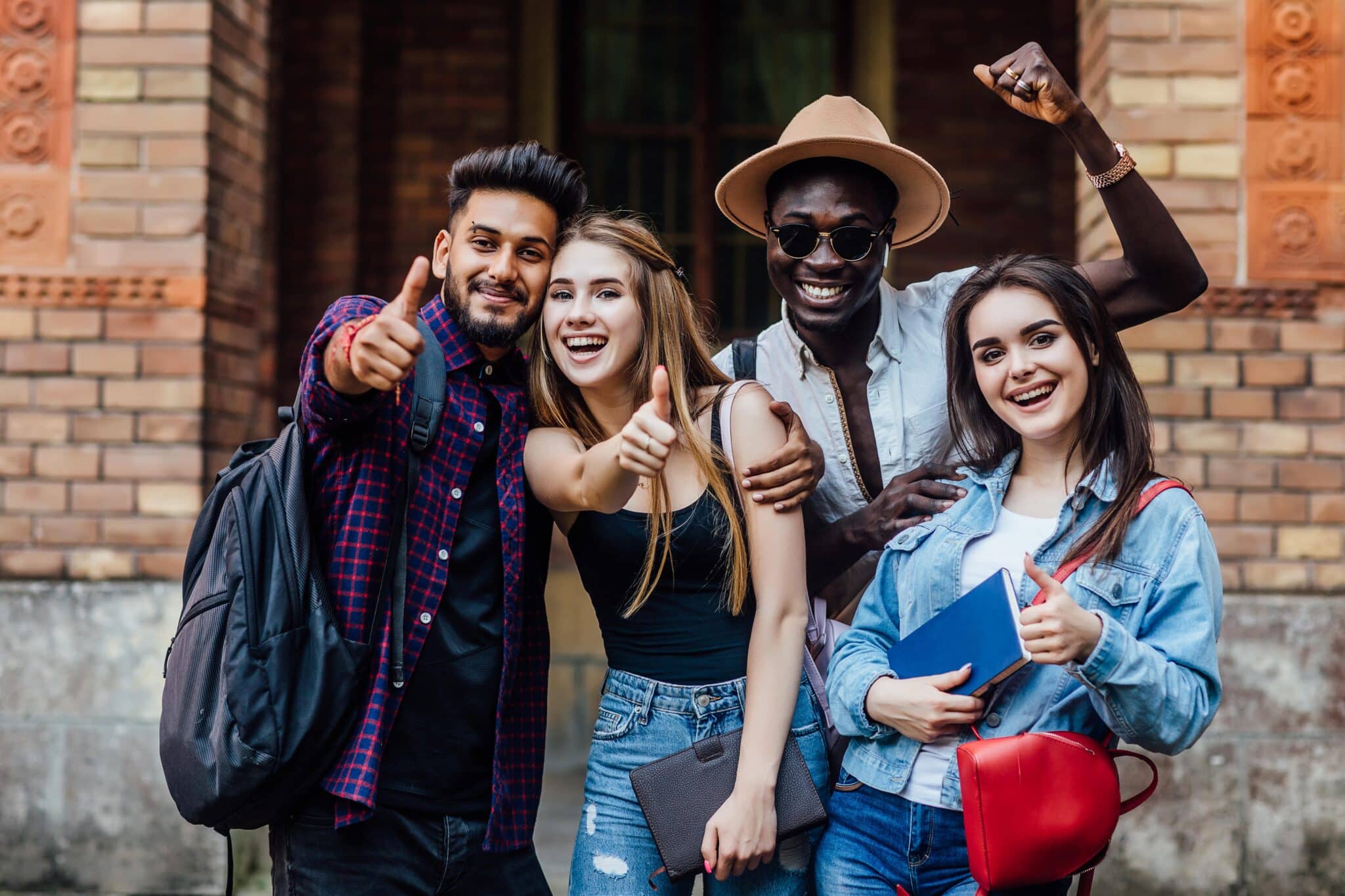 35 Practical Ways For Teens To Make Money In 2024 Scholaroo